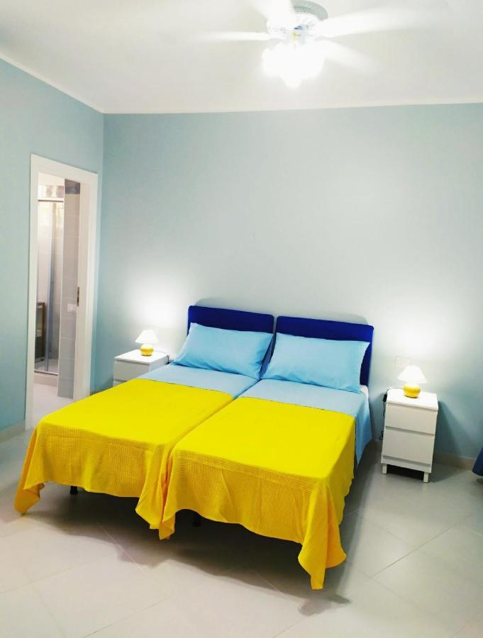Hello B&B Aci Trezza Buitenkant foto